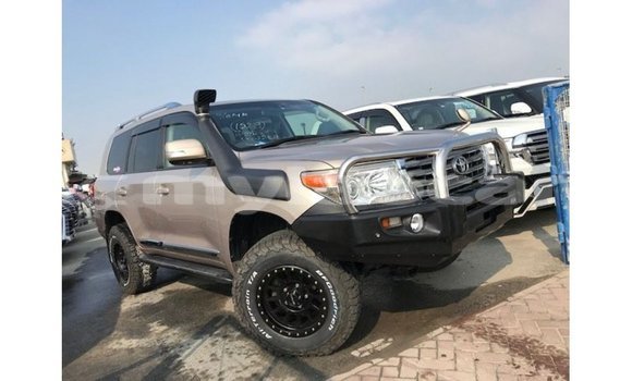 Buy Import Toyota Land Cruiser Other Car in Import - Dubai in Attapeu Province Buy Import Toyota Land Cruiser Other Car in Import - Dubai in Attapeu Province