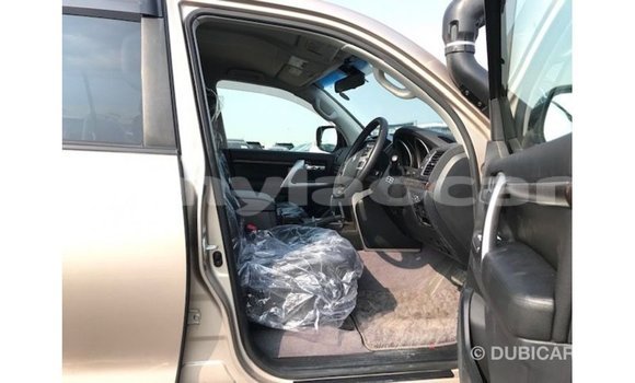 Buy Import Toyota Land Cruiser Other Car in Import - Dubai in Attapeu Province Buy Import Toyota Land Cruiser Other Car in Import - Dubai in Attapeu Province