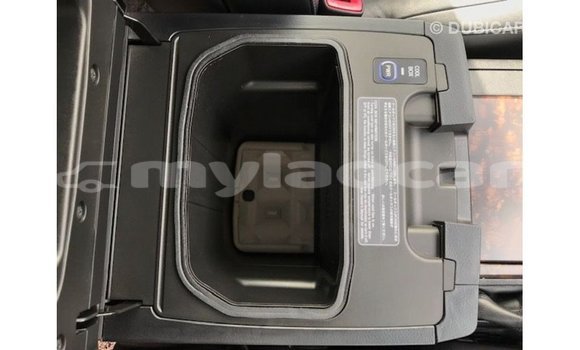 ຊື້ ການ ນຳ ເຂົ້າ Toyota Land Cruiser White ລົດ ໃນ Import - Dubai ໃນ Attapeu Province ຊື້ ການ ນຳ ເຂົ້າ Toyota Land Cruiser White ລົດ ໃນ Import - Dubai ໃນ Attapeu Province