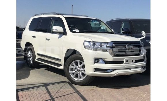 ຊື້ ການ ນຳ ເຂົ້າ Toyota Land Cruiser White ລົດ ໃນ Import - Dubai ໃນ Attapeu Province ຊື້ ການ ນຳ ເຂົ້າ Toyota Land Cruiser White ລົດ ໃນ Import - Dubai ໃນ Attapeu Province