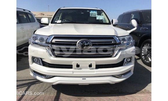 ຊື້ ການ ນຳ ເຂົ້າ Toyota Land Cruiser White ລົດ ໃນ Import - Dubai ໃນ Attapeu Province ຊື້ ການ ນຳ ເຂົ້າ Toyota Land Cruiser White ລົດ ໃນ Import - Dubai ໃນ Attapeu Province