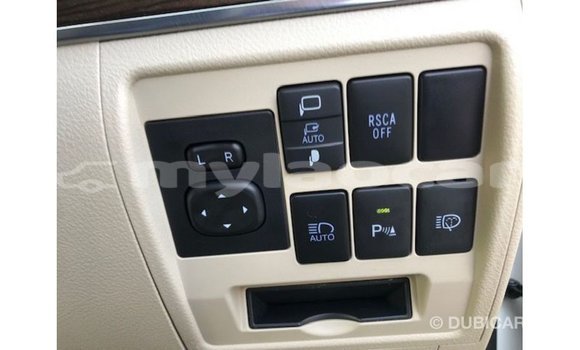 ຊື້ ການ ນຳ ເຂົ້າ Toyota Land Cruiser White ລົດ ໃນ Import - Dubai ໃນ Attapeu Province ຊື້ ການ ນຳ ເຂົ້າ Toyota Land Cruiser White ລົດ ໃນ Import - Dubai ໃນ Attapeu Province