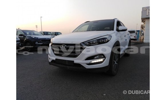 Buy Import Hyundai Tucson White Car in Import - Dubai in Attapeu Province Buy Import Hyundai Tucson White Car in Import - Dubai in Attapeu Province