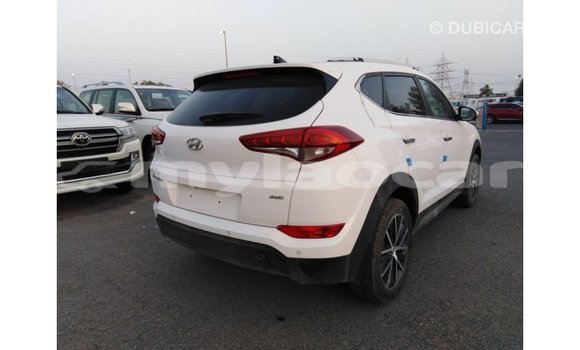 Buy Import Hyundai Tucson White Car in Import - Dubai in Attapeu Province Buy Import Hyundai Tucson White Car in Import - Dubai in Attapeu Province