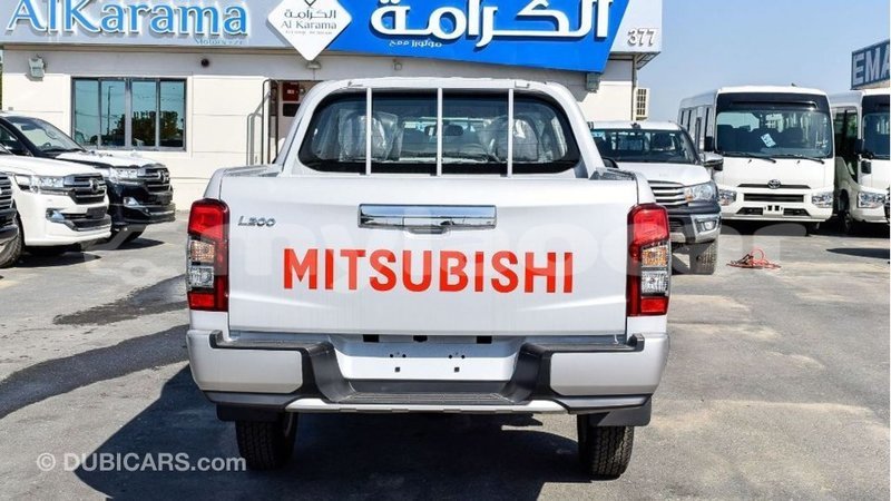 Big with watermark mitsubishi l200 attapeu province import dubai 2651