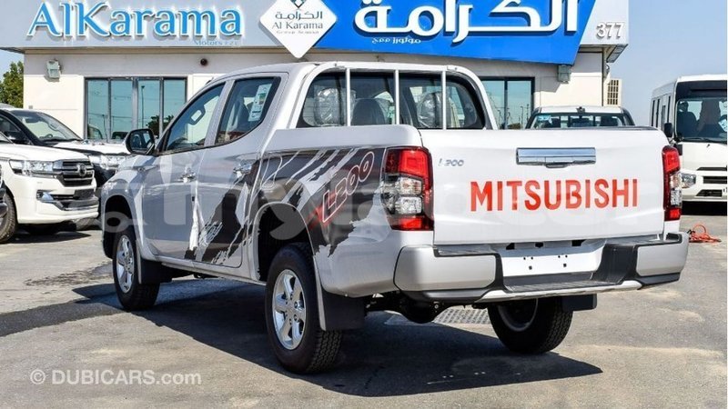 Big with watermark mitsubishi l200 attapeu province import dubai 2651
