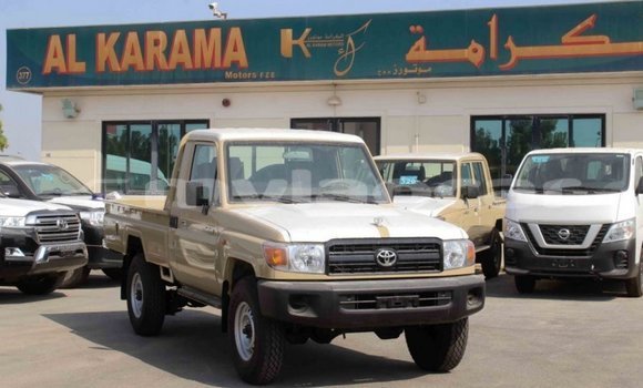 Buy Import Toyota Land Cruiser Beige Car in Import - Dubai in Attapeu Province Buy Import Toyota Land Cruiser Beige Car in Import - Dubai in Attapeu Province