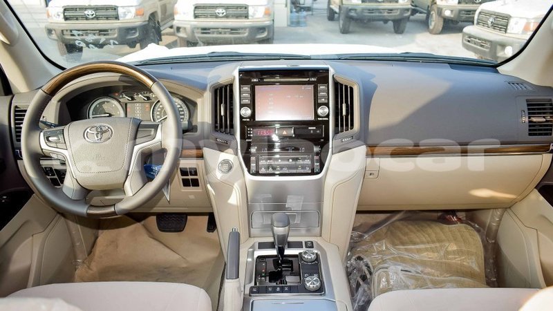 Big with watermark toyota land cruiser attapeu province import dubai 2653