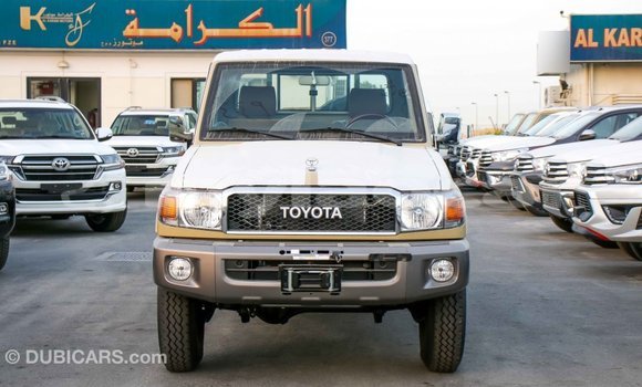 Buy Import Toyota Land Cruiser Beige Car in Import - Dubai in Attapeu Province Buy Import Toyota Land Cruiser Beige Car in Import - Dubai in Attapeu Province