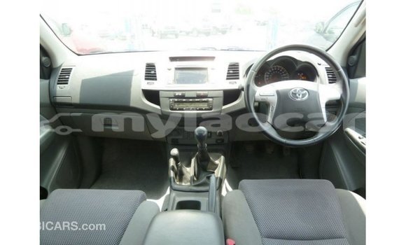 Buy Import Toyota Hilux Black Car in Import - Dubai in Attapeu Province Buy Import Toyota Hilux Black Car in Import - Dubai in Attapeu Province