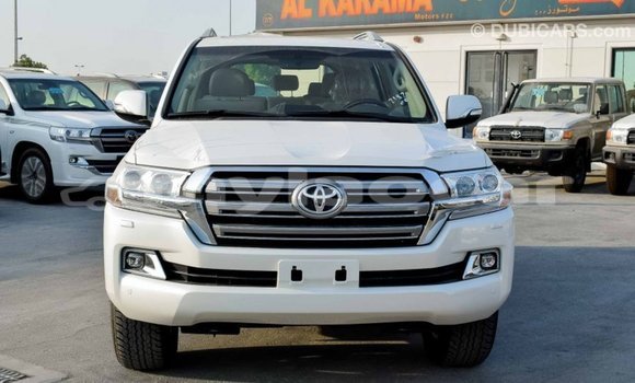 Buy Import Toyota Land Cruiser White Car in Import - Dubai in Attapeu Province Buy Import Toyota Land Cruiser White Car in Import - Dubai in Attapeu Province
