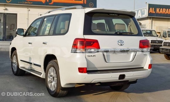 Buy Import Toyota Land Cruiser White Car in Import - Dubai in Attapeu Province Buy Import Toyota Land Cruiser White Car in Import - Dubai in Attapeu Province