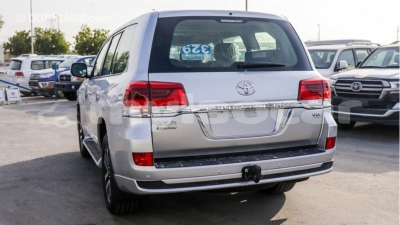Big with watermark toyota land cruiser attapeu province import dubai 2665