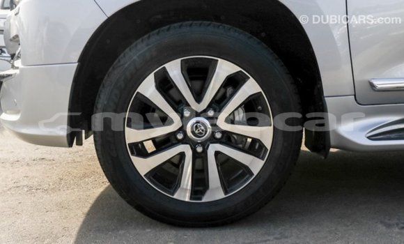 Buy Import Toyota Land Cruiser Other Car in Import - Dubai in Attapeu Province Buy Import Toyota Land Cruiser Other Car in Import - Dubai in Attapeu Province