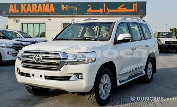 Buy Import Toyota Land Cruiser White Car in Import - Dubai in Attapeu Province Buy Import Toyota Land Cruiser White Car in Import - Dubai in Attapeu Province