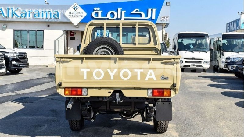 Big with watermark toyota land cruiser attapeu province import dubai 2667