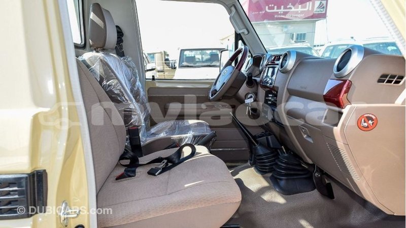 Big with watermark toyota land cruiser attapeu province import dubai 2672