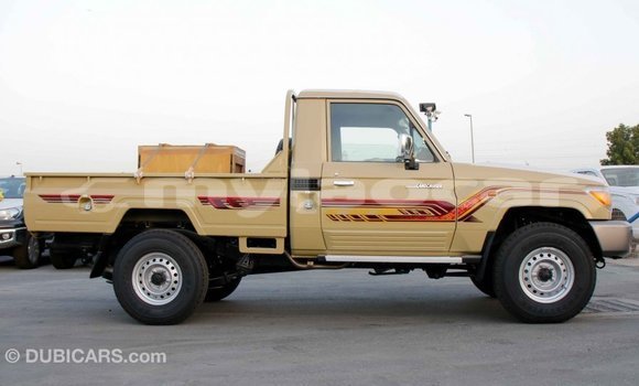 Buy Import Toyota Land Cruiser Beige Car in Import - Dubai in Attapeu Province Buy Import Toyota Land Cruiser Beige Car in Import - Dubai in Attapeu Province