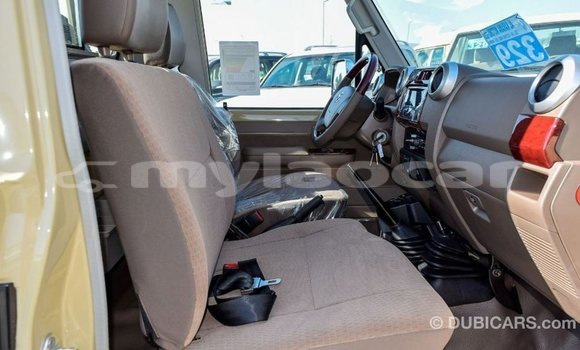 Buy Import Toyota Land Cruiser Beige Car in Import - Dubai in Attapeu Province Buy Import Toyota Land Cruiser Beige Car in Import - Dubai in Attapeu Province