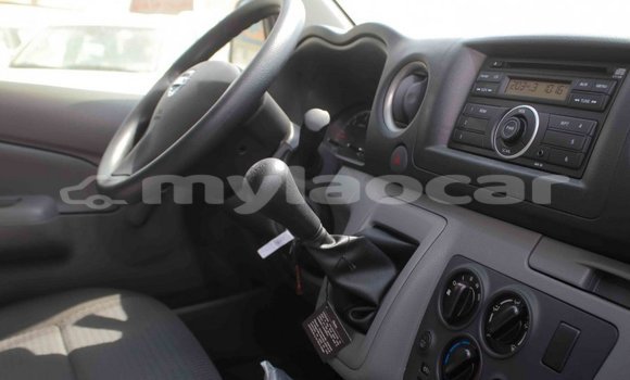 Buy Import Nissan Urvan White Car in Import - Dubai in Attapeu Province Buy Import Nissan Urvan White Car in Import - Dubai in Attapeu Province