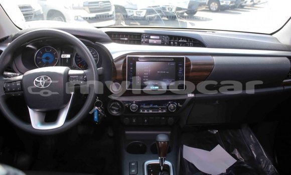 Buy Import Toyota Hilux White Car in Import - Dubai in Attapeu Province Buy Import Toyota Hilux White Car in Import - Dubai in Attapeu Province