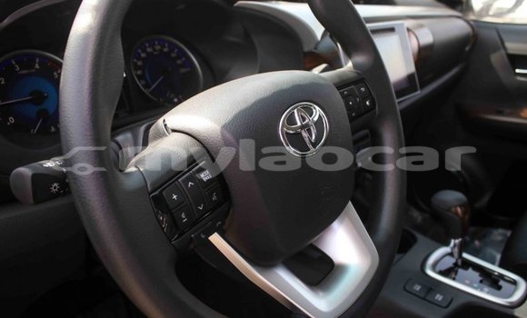 Buy Import Toyota Hilux White Car in Import - Dubai in Attapeu Province Buy Import Toyota Hilux White Car in Import - Dubai in Attapeu Province