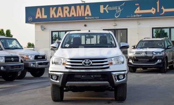 Buy Import Toyota Hilux White Car in Import - Dubai in Attapeu Province Buy Import Toyota Hilux White Car in Import - Dubai in Attapeu Province