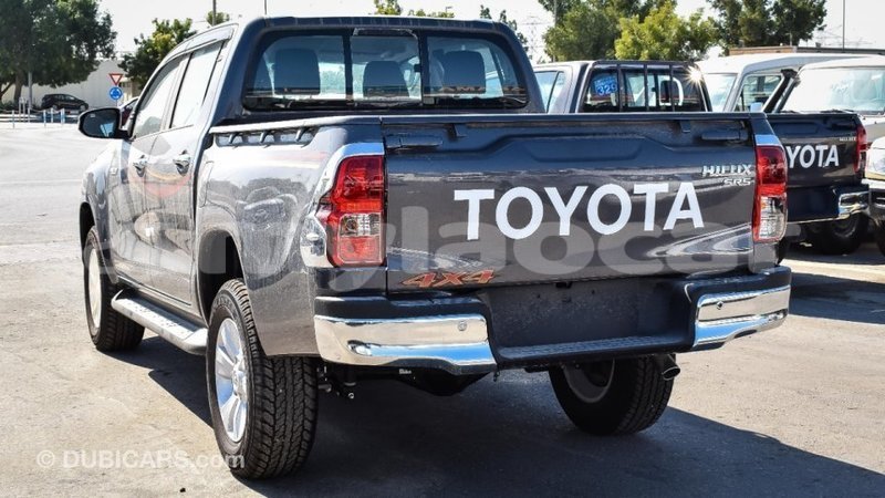 Big with watermark toyota hilux attapeu province import dubai 2684
