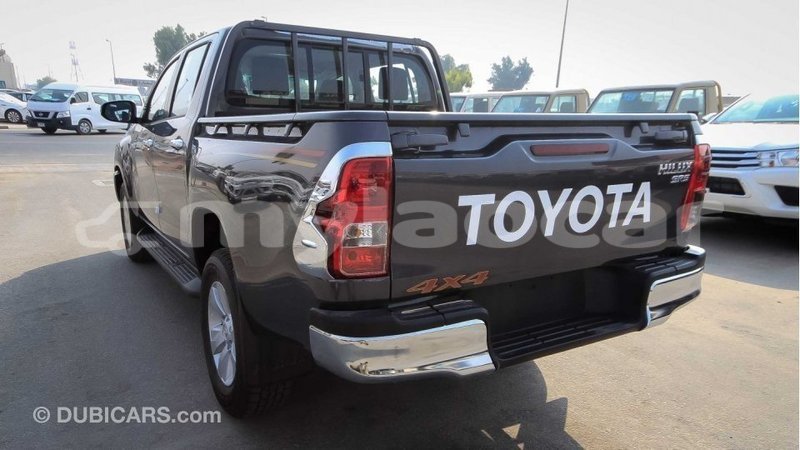 Big with watermark toyota hilux attapeu province import dubai 2687