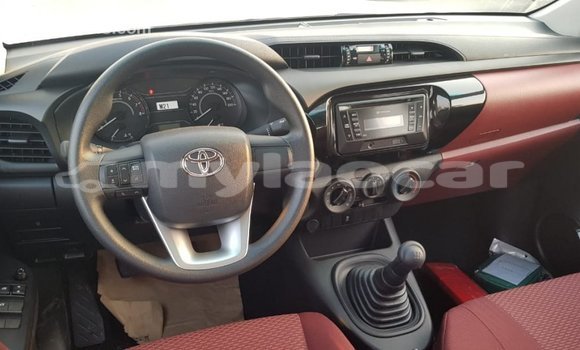 Buy Import Toyota Hilux White Car in Import - Dubai in Attapeu Province Buy Import Toyota Hilux White Car in Import - Dubai in Attapeu Province