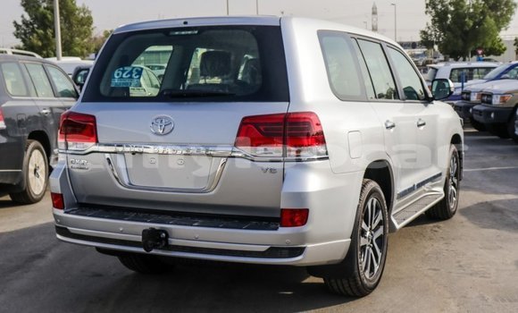 Buy Import Toyota Land Cruiser Other Car in Import - Dubai in Attapeu Province Buy Import Toyota Land Cruiser Other Car in Import - Dubai in Attapeu Province