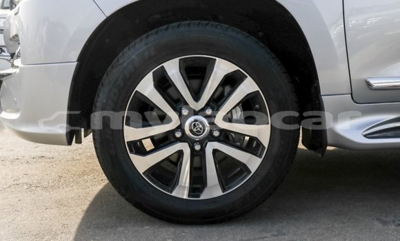 Buy Import Toyota Land Cruiser Other Car in Import - Dubai in Attapeu Province Buy Import Toyota Land Cruiser Other Car in Import - Dubai in Attapeu Province