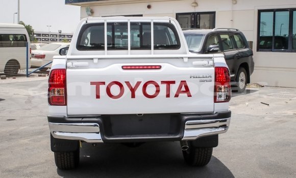 Buy Import Toyota Hilux White Car in Import - Dubai in Attapeu Province Buy Import Toyota Hilux White Car in Import - Dubai in Attapeu Province