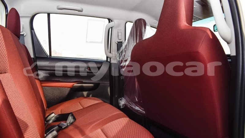 Big with watermark toyota hilux attapeu province import dubai 2698
