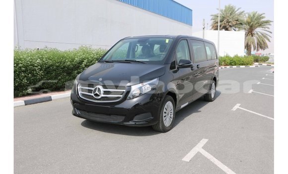 Buy Import Mercedes-Benz 250 Black Car in Import - Dubai in Attapeu Province Buy Import Mercedes-Benz 250 Black Car in Import - Dubai in Attapeu Province