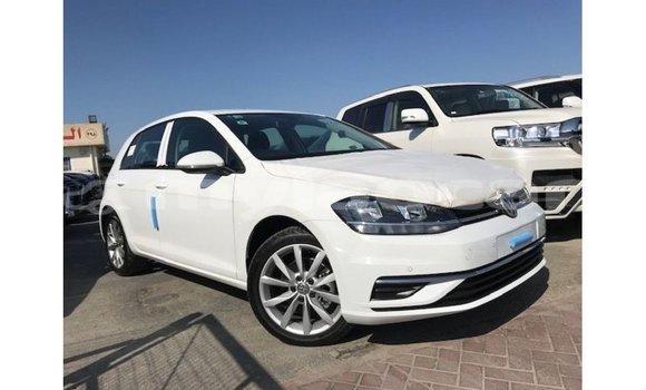 Buy Import Volkswagen Golf White Car in Import - Dubai in Attapeu Province