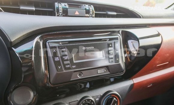 Buy Import Toyota Hilux White Car in Import - Dubai in Attapeu Province Buy Import Toyota Hilux White Car in Import - Dubai in Attapeu Province