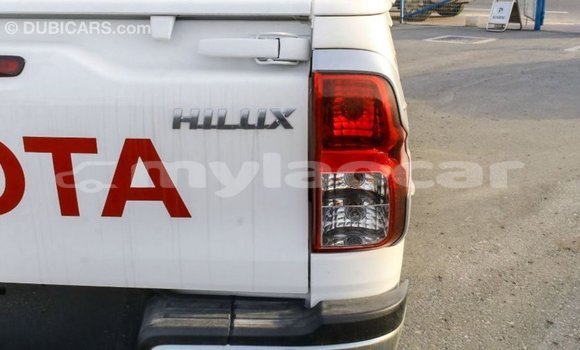 Buy Import Toyota Hilux White Car in Import - Dubai in Attapeu Province Buy Import Toyota Hilux White Car in Import - Dubai in Attapeu Province