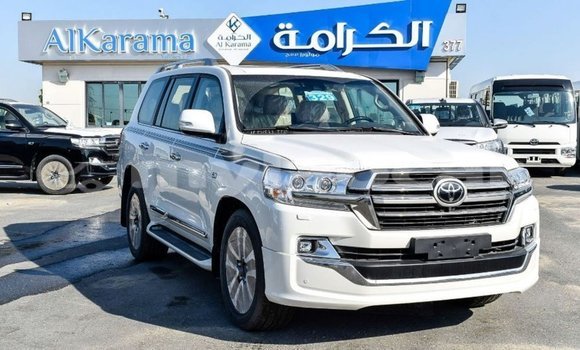 ຊື້ ການ ນຳ ເຂົ້າ Toyota Land Cruiser White ລົດ ໃນ Import - Dubai ໃນ Attapeu Province ຊື້ ການ ນຳ ເຂົ້າ Toyota Land Cruiser White ລົດ ໃນ Import - Dubai ໃນ Attapeu Province