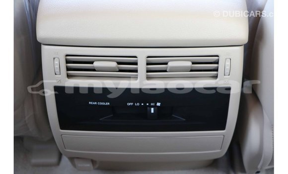 Buy Import Toyota Land Cruiser White Car in Import - Dubai in Attapeu Province Buy Import Toyota Land Cruiser White Car in Import - Dubai in Attapeu Province