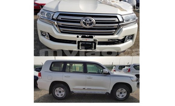 Buy Import Toyota Land Cruiser White Car in Import - Dubai in Attapeu Province Buy Import Toyota Land Cruiser White Car in Import - Dubai in Attapeu Province