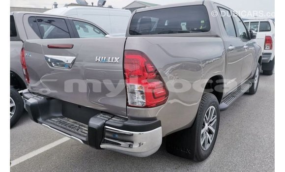 Buy Import Toyota Hilux Other Car in Import - Dubai in Attapeu Province Buy Import Toyota Hilux Other Car in Import - Dubai in Attapeu Province