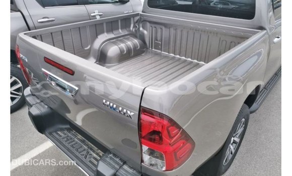 Buy Import Toyota Hilux Other Car in Import - Dubai in Attapeu Province Buy Import Toyota Hilux Other Car in Import - Dubai in Attapeu Province