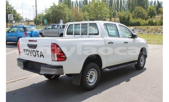 Buy Import Toyota Hilux White Car in Import - Dubai in Attapeu Province Buy Import Toyota Hilux White Car in Import - Dubai in Attapeu Province