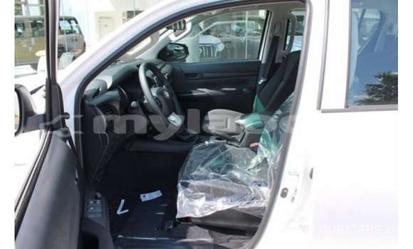Buy Import Toyota Hilux White Car in Import - Dubai in Attapeu Province Buy Import Toyota Hilux White Car in Import - Dubai in Attapeu Province