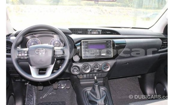 Buy Import Toyota Hilux White Car in Import - Dubai in Attapeu Province Buy Import Toyota Hilux White Car in Import - Dubai in Attapeu Province
