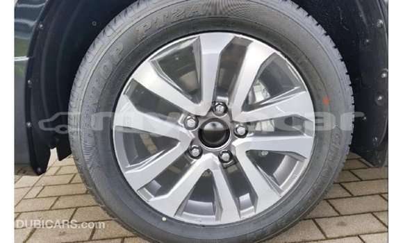 Acheter Import Voiture Toyota Land Cruiser Noir à Import - Dubai, Attapeu Province Acheter Import Voiture Toyota Land Cruiser Noir à Import - Dubai, Attapeu Province