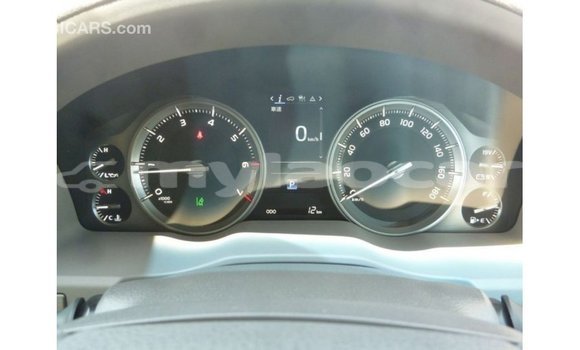 ຊື້ ການ ນຳ ເຂົ້າ Toyota Land Cruiser White ລົດ ໃນ Import - Dubai ໃນ Attapeu Province ຊື້ ການ ນຳ ເຂົ້າ Toyota Land Cruiser White ລົດ ໃນ Import - Dubai ໃນ Attapeu Province