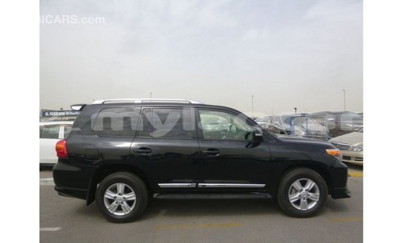 ຊື້ ການ ນຳ ເຂົ້າ Toyota Land Cruiser Black ລົດ ໃນ Import - Dubai ໃນ Attapeu Province ຊື້ ການ ນຳ ເຂົ້າ Toyota Land Cruiser Black ລົດ ໃນ Import - Dubai ໃນ Attapeu Province