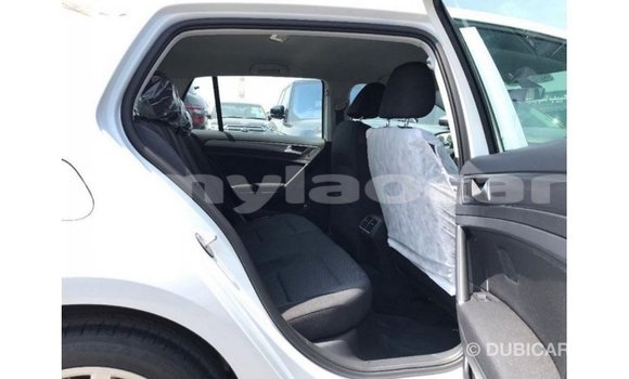 Buy Import Volkswagen Golf White Car in Import - Dubai in Attapeu Province Buy Import Volkswagen Golf White Car in Import - Dubai in Attapeu Province
